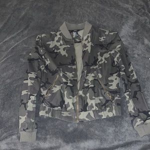Camo bomber jacket